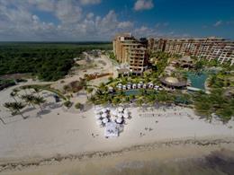 Super Glam Cancun Indian Wedding By Photographick Studios