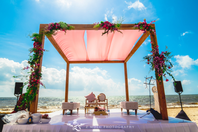 beach wedding