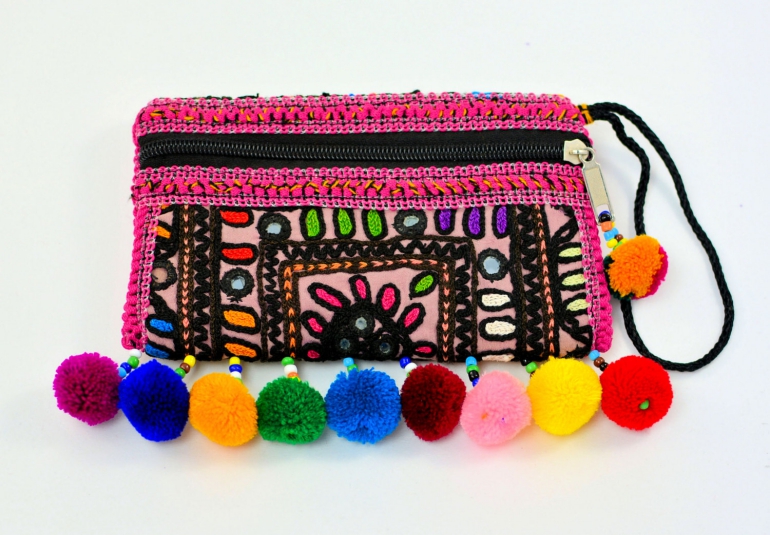 Ethnic Clutch