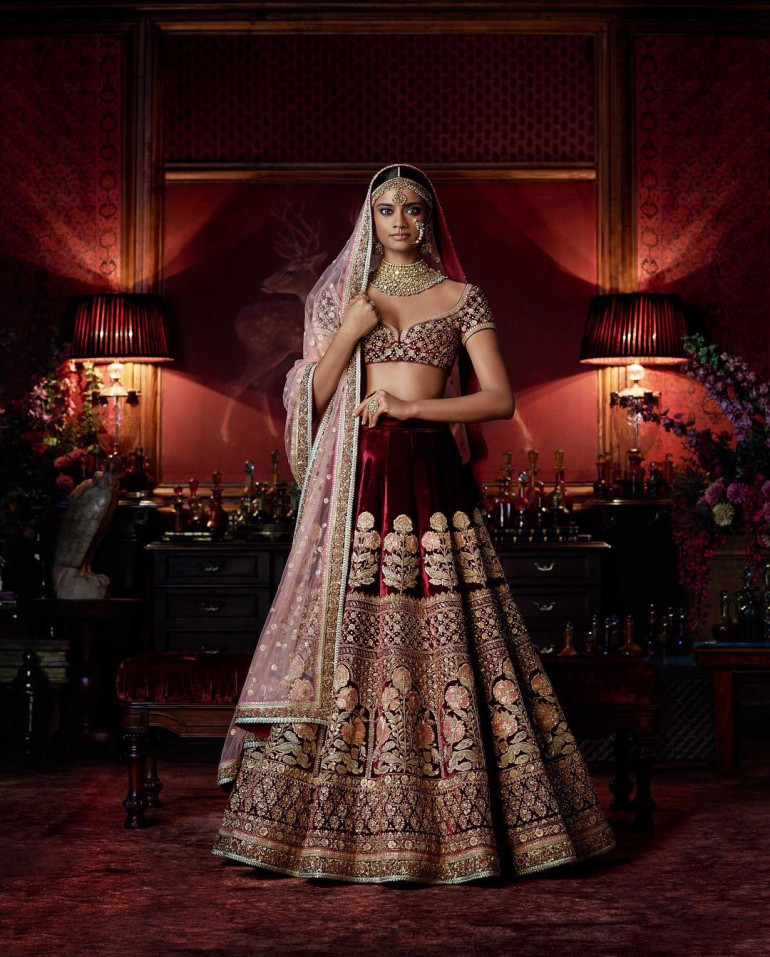 Sabyasachi’s Latest High Fashion Collection ‘Firdaus’ Dreamy!