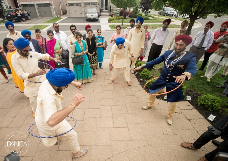 groom fun