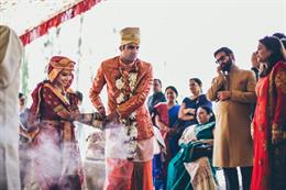 Stunning Indian Kashmiri Wedding With A Vintage Touch By Nikhil Kapur Photography 