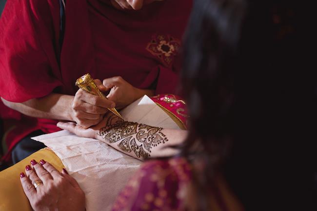 2a indian wedding mehndi