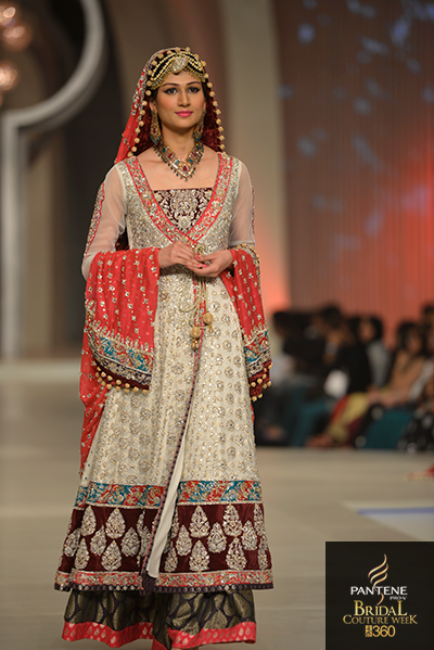 zainab-chottani-cream-red-anarkali-lengha