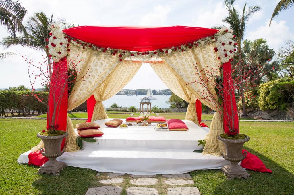 atlantis indian wedding ceremony mandap outdoor