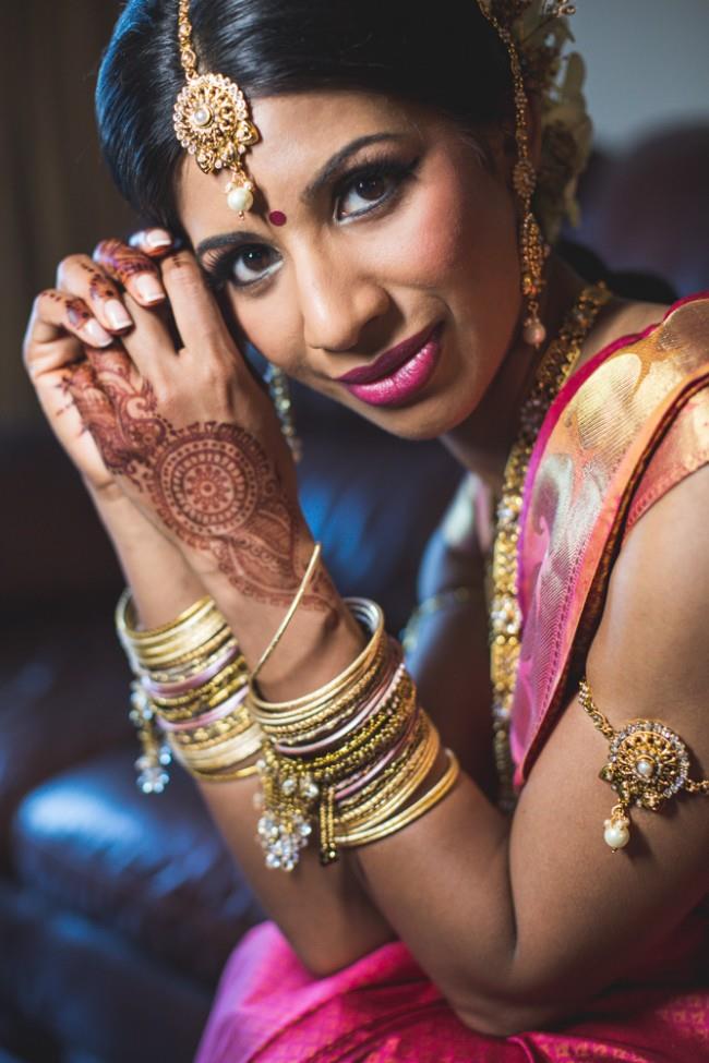 11a indian wedding bride churrahs matha patti
