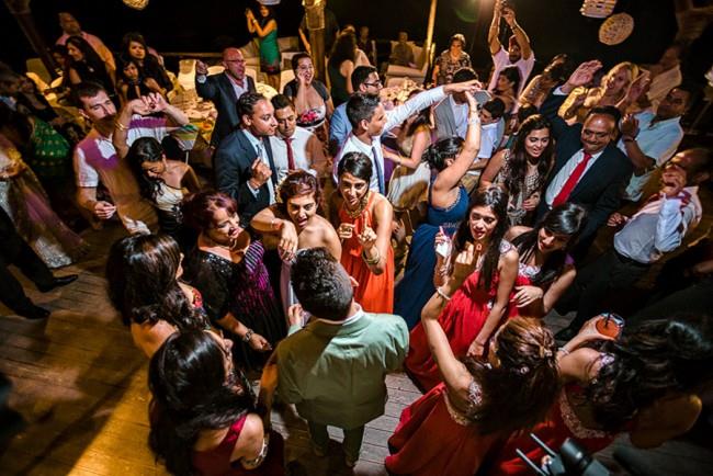 30a- guests dancing on dance floor