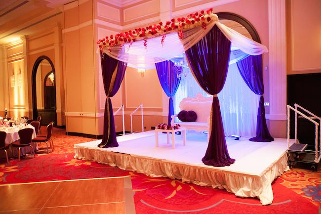 21a indian wedding reception staging