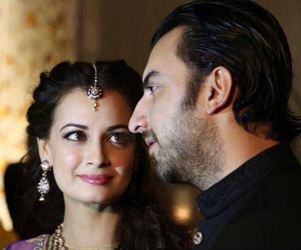 3 Dia Mirza sangeet