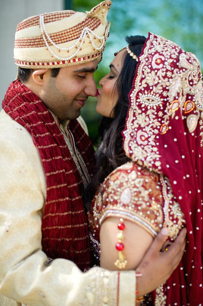 32a indian wedding bride and groom