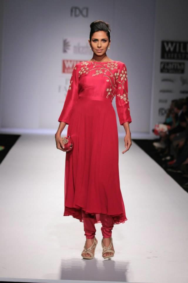 Nikasha Wills Lifestyle India Fashion Week 2014 red long sleeved churidar suit