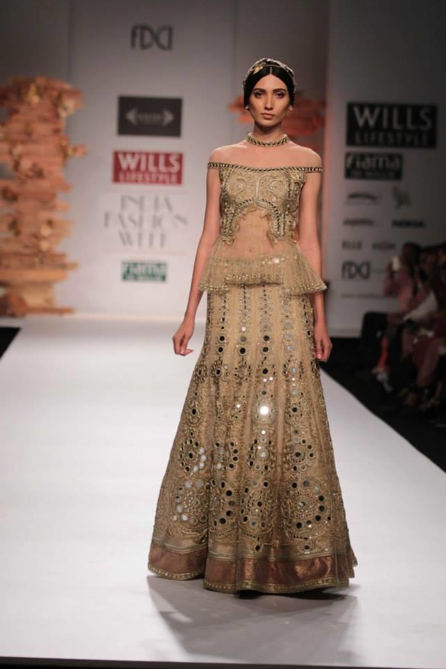 Soltee-by-Sulakshana-Monga-Wills-Lifestyle-India-Fashion-Week-2014-gold-mirror-work-lehnga