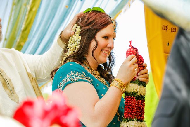 11a indian wedding bride outdoor ceremony