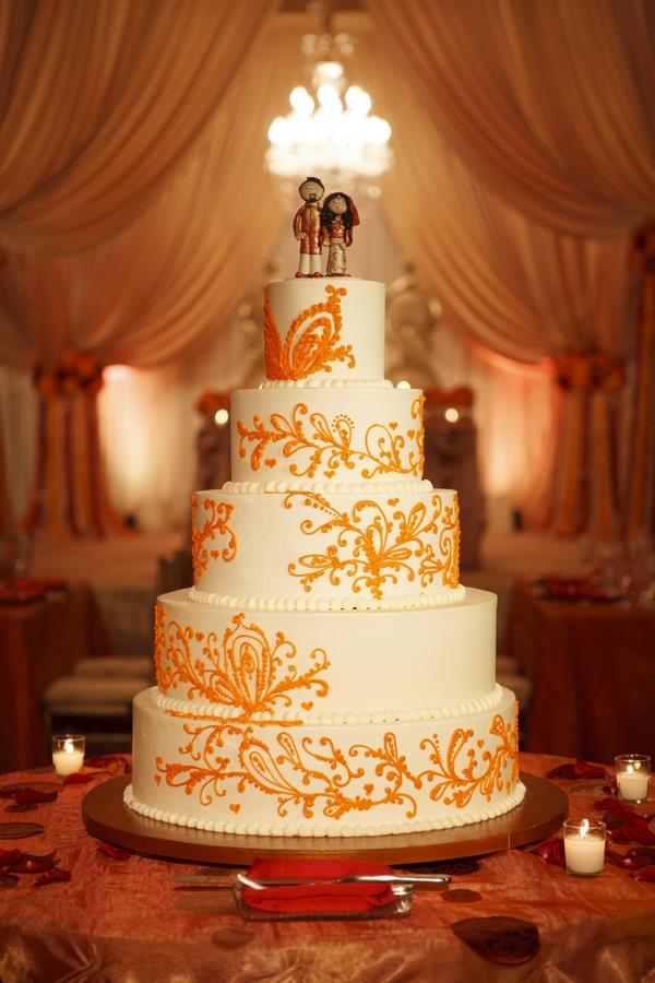64a- orange and white wedding cake