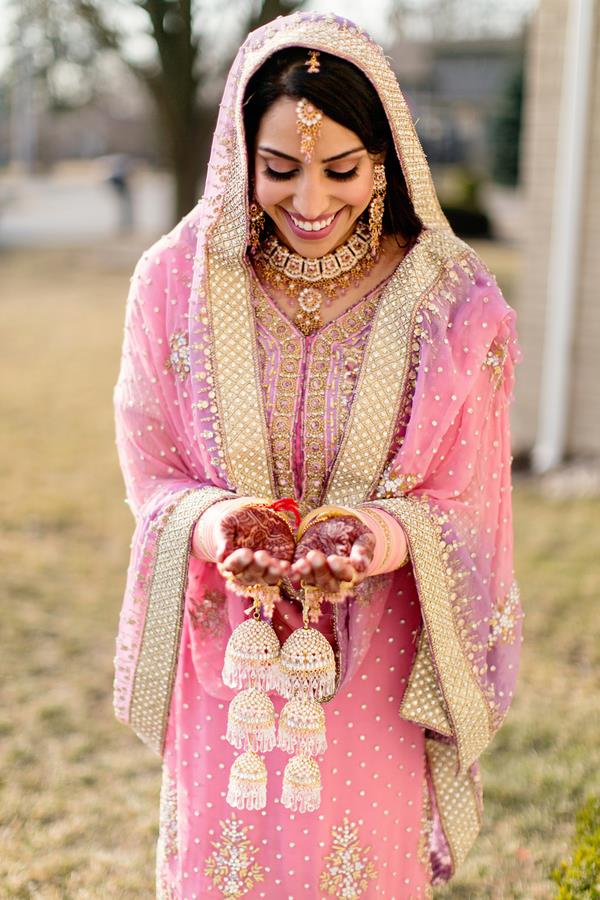 4a Indian bride portrait