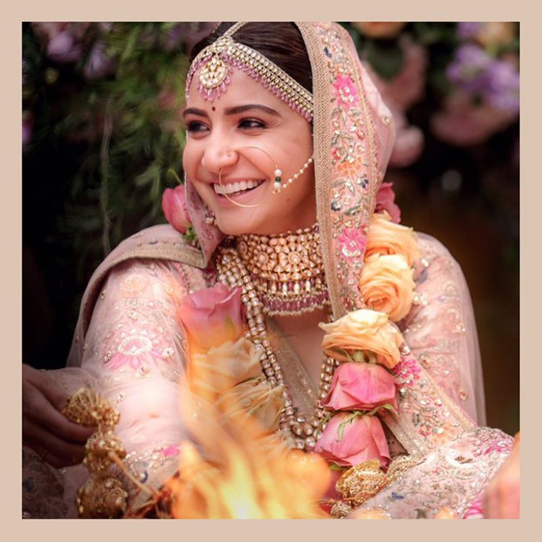 770px x 770px - Anushka Sharma And Virat Kohli Are Married. Check Their Dreamy Italy  Wedding Pictures.