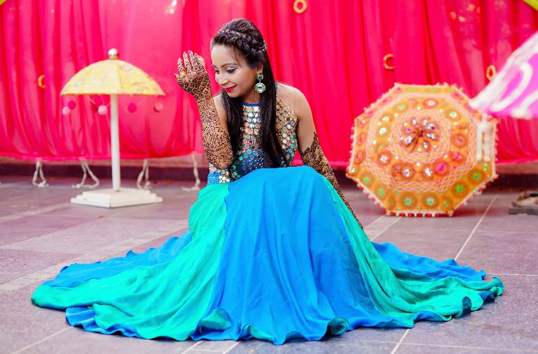 mehendi pose mehendi pose