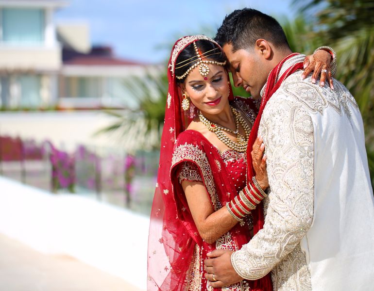 Chic Cancun Indian Hindu Wedding By Jonathan Cossu Photography.