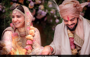 Anushka Sharma Xxnx - Anushka Sharma And Virat Kohli Are Married. Check Their Dreamy Italy  Wedding Pictures.