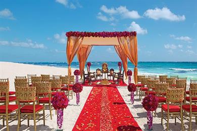 AMR_Hindu_Wedding_Beach1_3