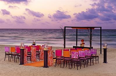 Moon-Palace-Jamaica-Grande-Beach-Wedding-Ceremony-Set-up