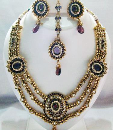Necklace set