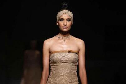 Indian Wedding Fashion from WIFW 2013 by Shantanu & Nikhil / Anju Modi