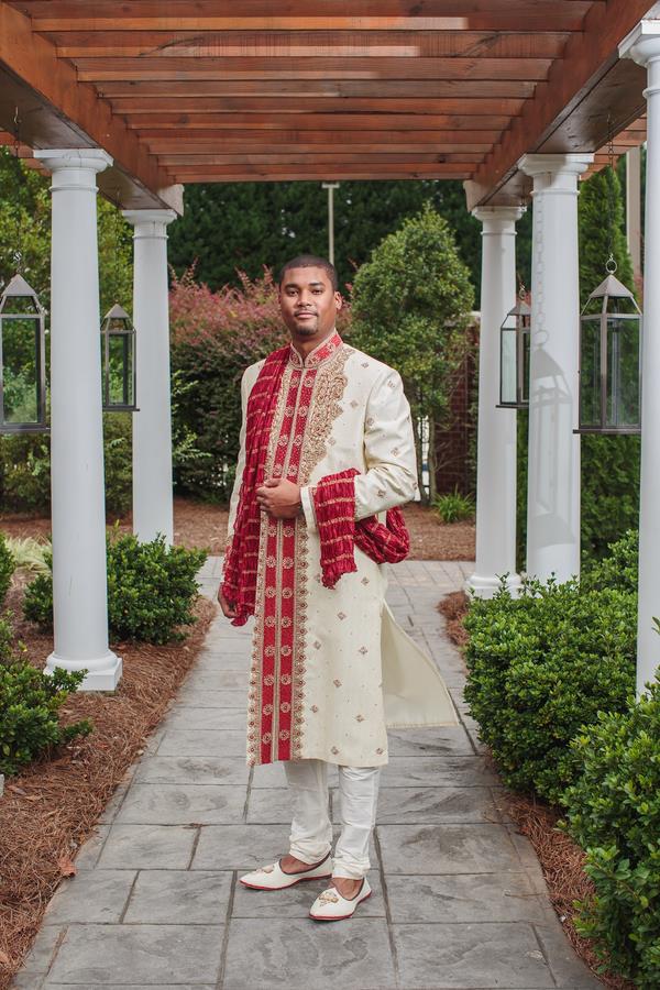 8a indian wedding groom portrait