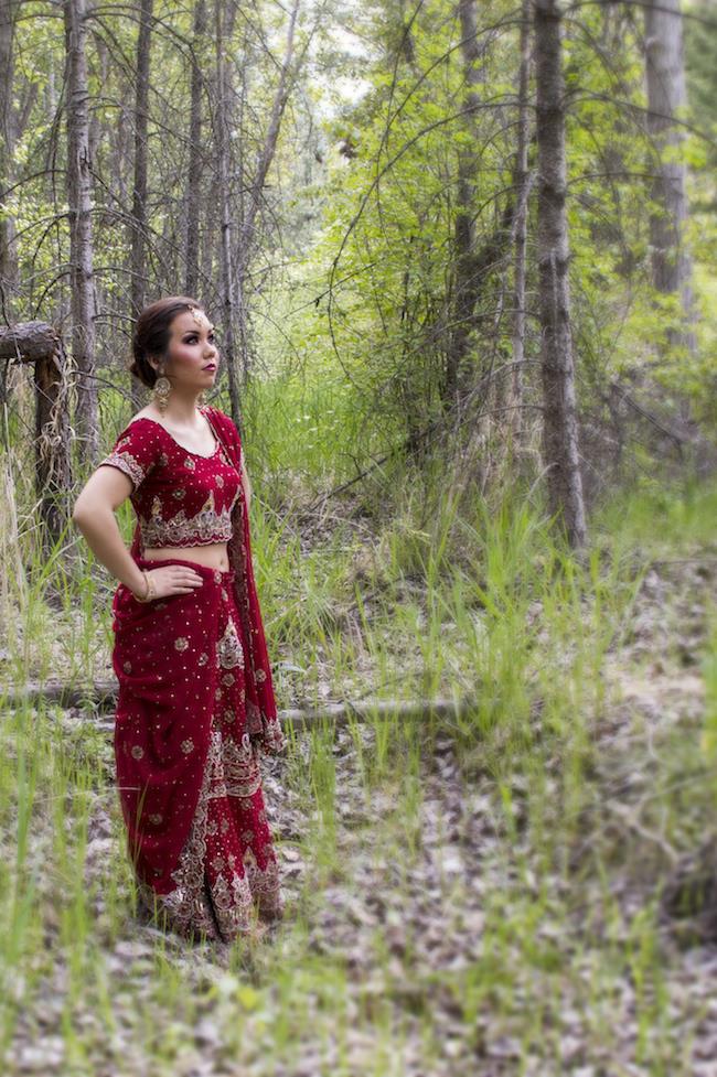 2a Outdoor Indian Bridal Portrait red sari